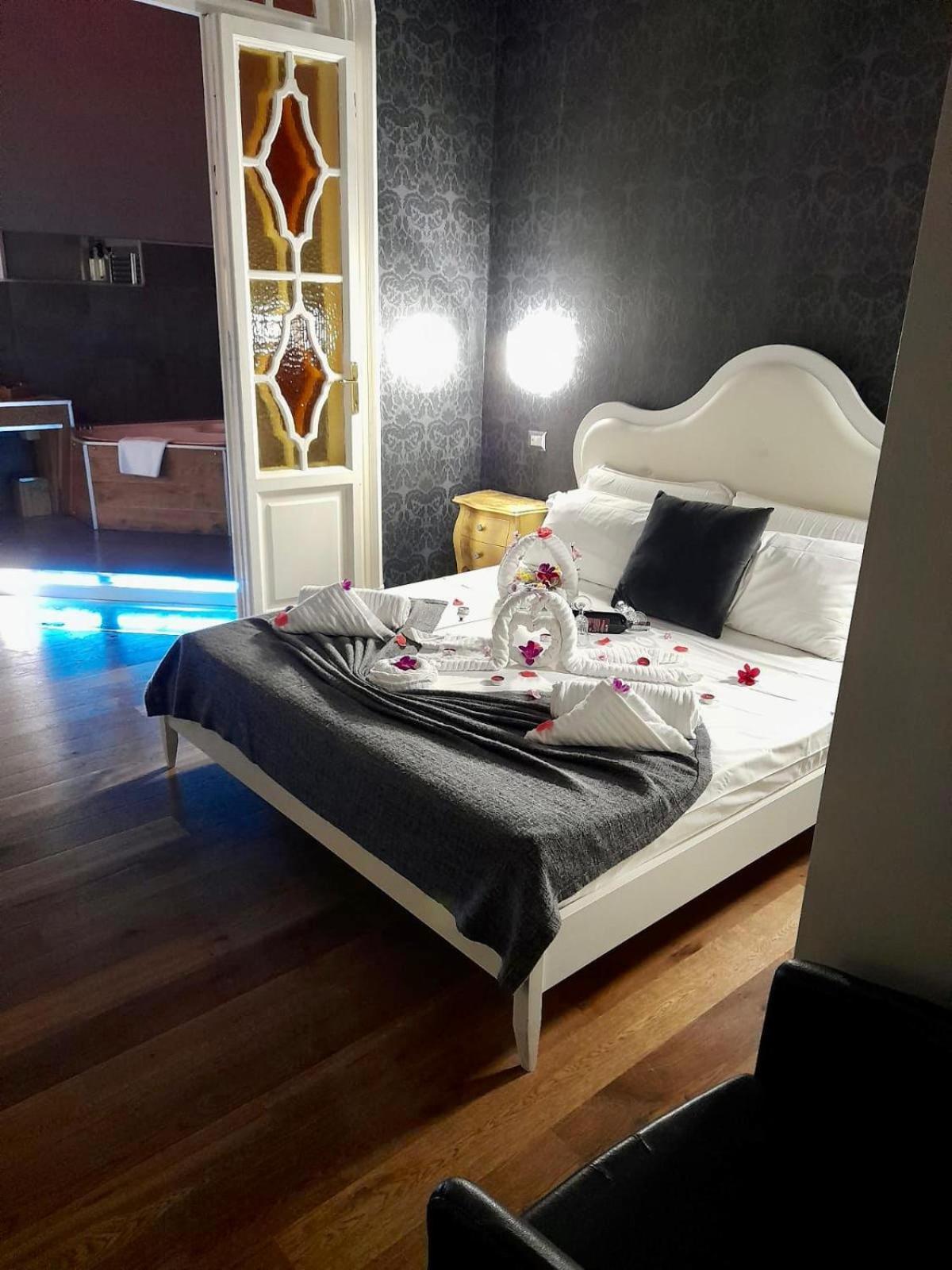 Smart Lux Roma Centro Hotel ภายนอก รูปภาพ