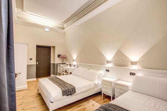 Smart Lux Roma Centro Hotel ภายนอก รูปภาพ